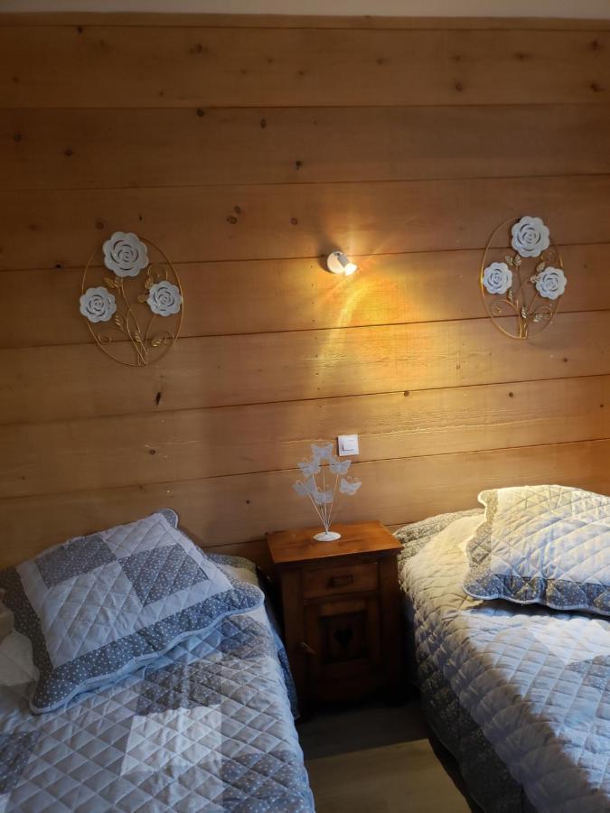 Les Chalets De La Garenne La Ferté-Beauharnais エクステリア 写真