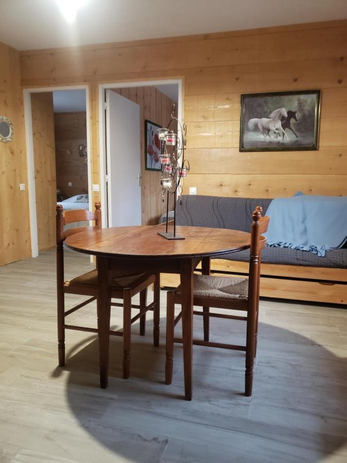 Les Chalets De La Garenne La Ferté-Beauharnais エクステリア 写真