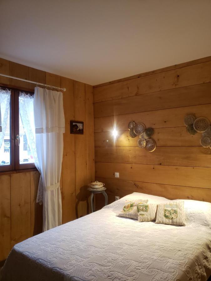 Les Chalets De La Garenne La Ferté-Beauharnais エクステリア 写真